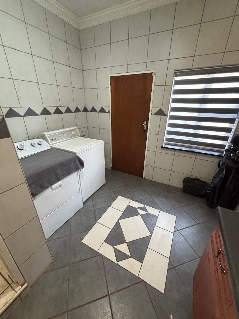 12 Bedroom Property for Sale in Montana Gauteng