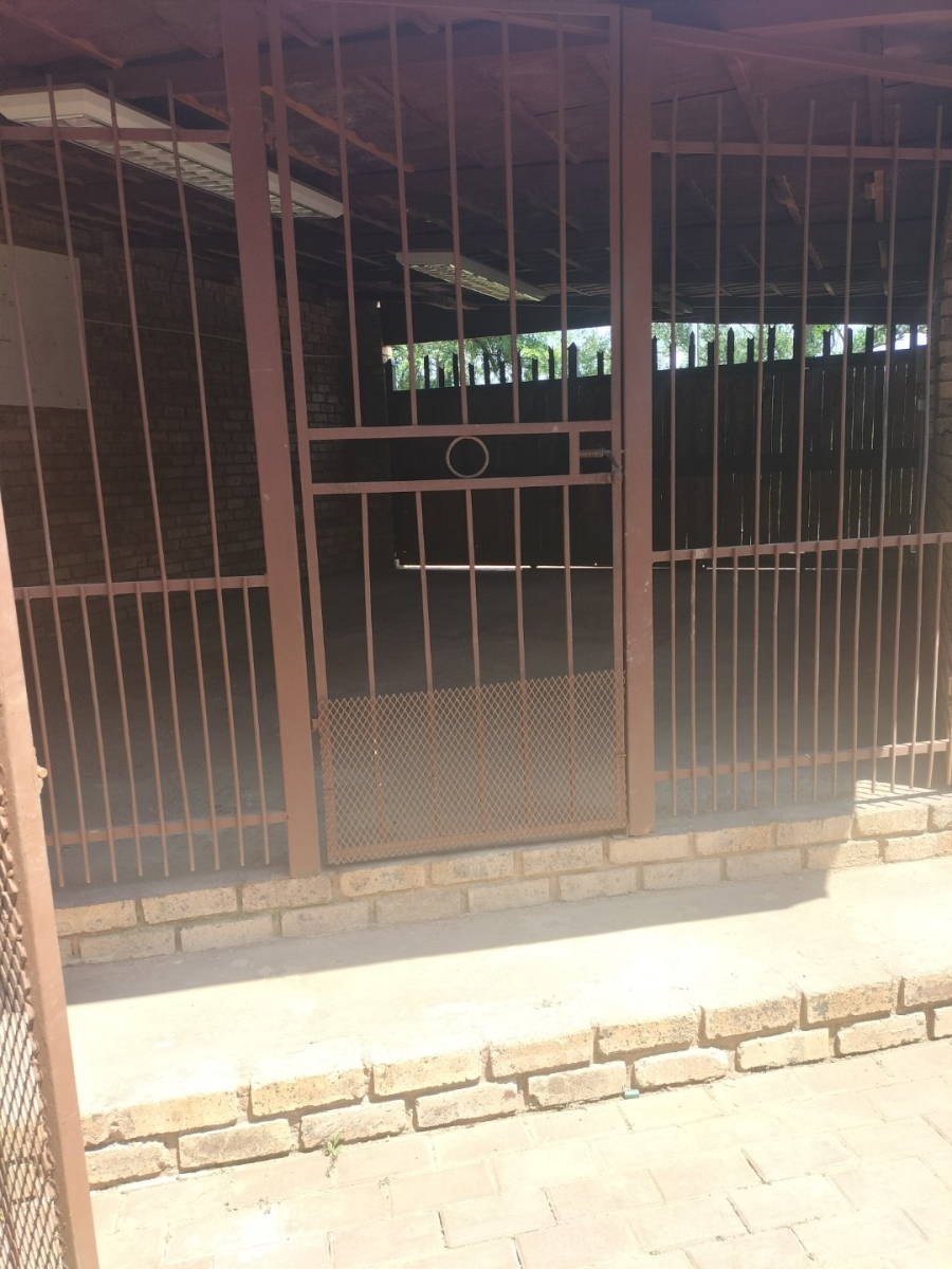 3 Bedroom Property for Sale in Booysens Gauteng
