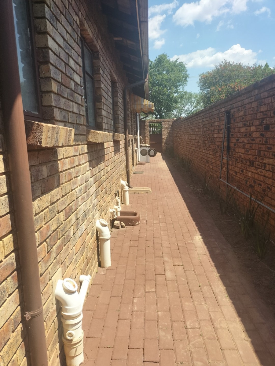 3 Bedroom Property for Sale in Booysens Gauteng