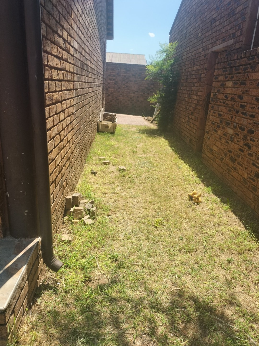 3 Bedroom Property for Sale in Booysens Gauteng