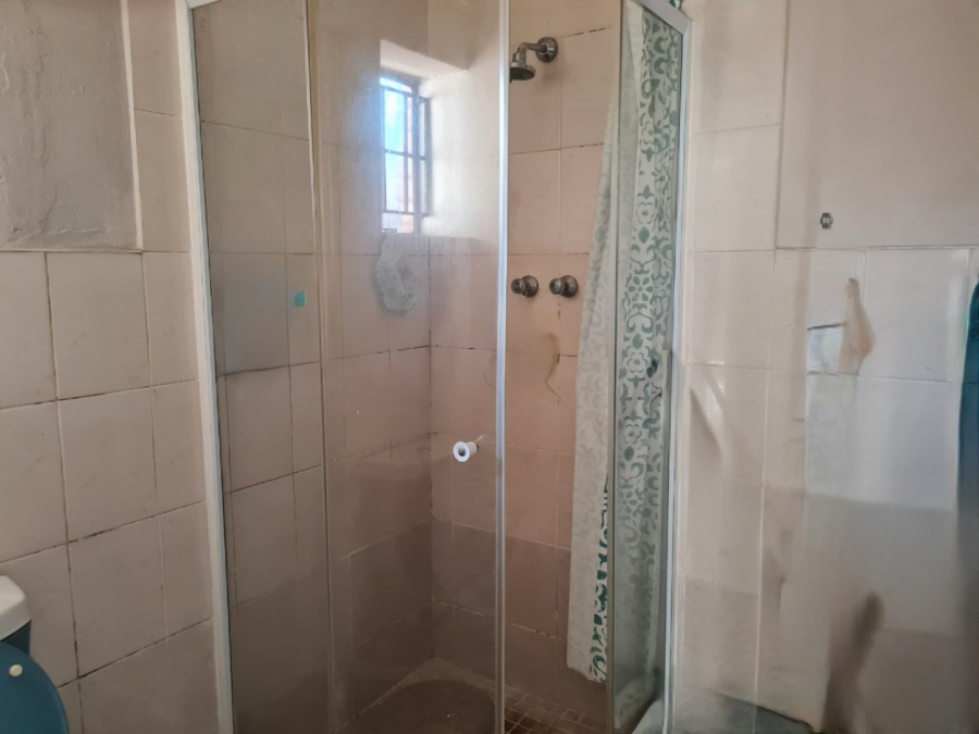 To Let  Bedroom Property for Rent in Lenasia Ext 2 Gauteng