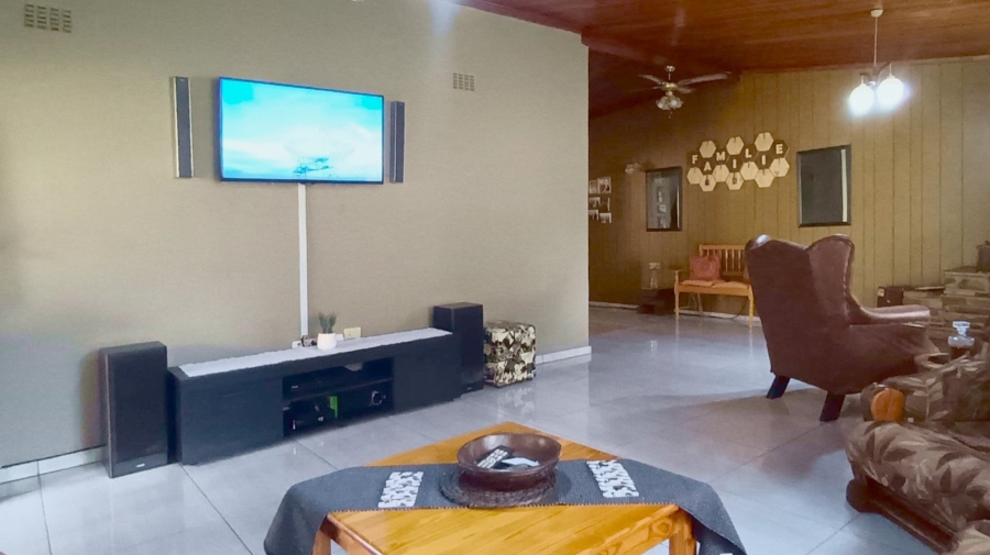 3 Bedroom Property for Sale in Meyerton Central Gauteng