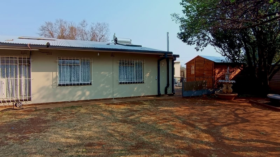 3 Bedroom Property for Sale in Meyerton Central Gauteng