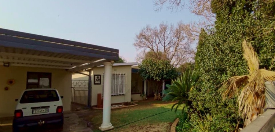 3 Bedroom Property for Sale in Meyerton Central Gauteng