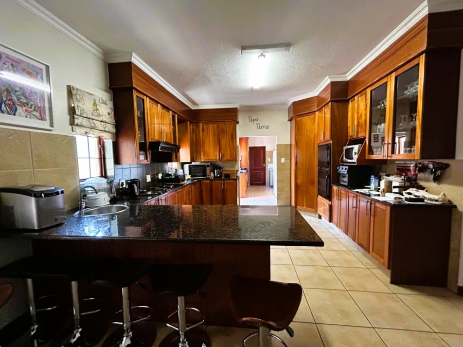4 Bedroom Property for Sale in Midstream Estate Gauteng