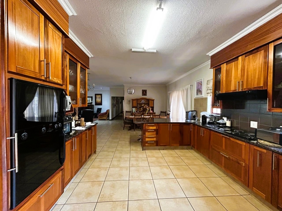 4 Bedroom Property for Sale in Midstream Estate Gauteng