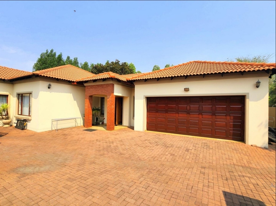4 Bedroom Property for Sale in Midstream Estate Gauteng
