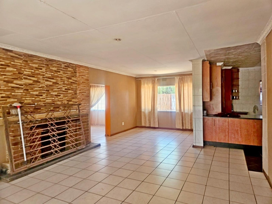 4 Bedroom Property for Sale in Birch Acres Gauteng