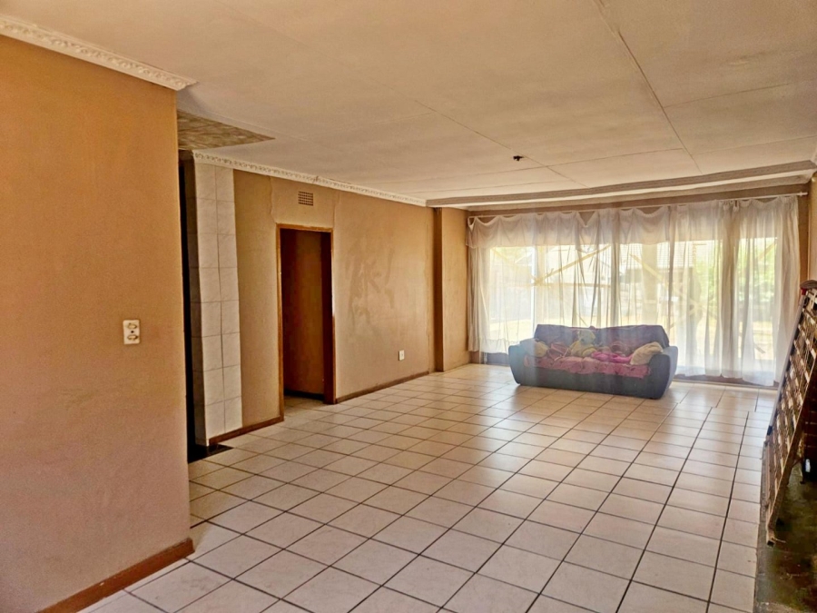 4 Bedroom Property for Sale in Birch Acres Gauteng