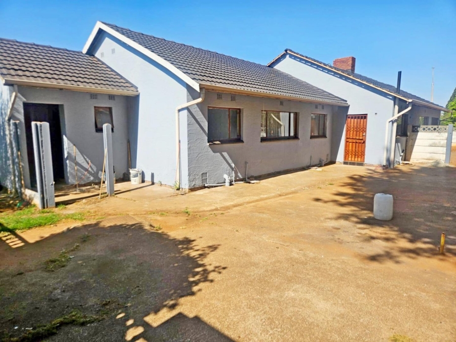 4 Bedroom Property for Sale in Birch Acres Gauteng