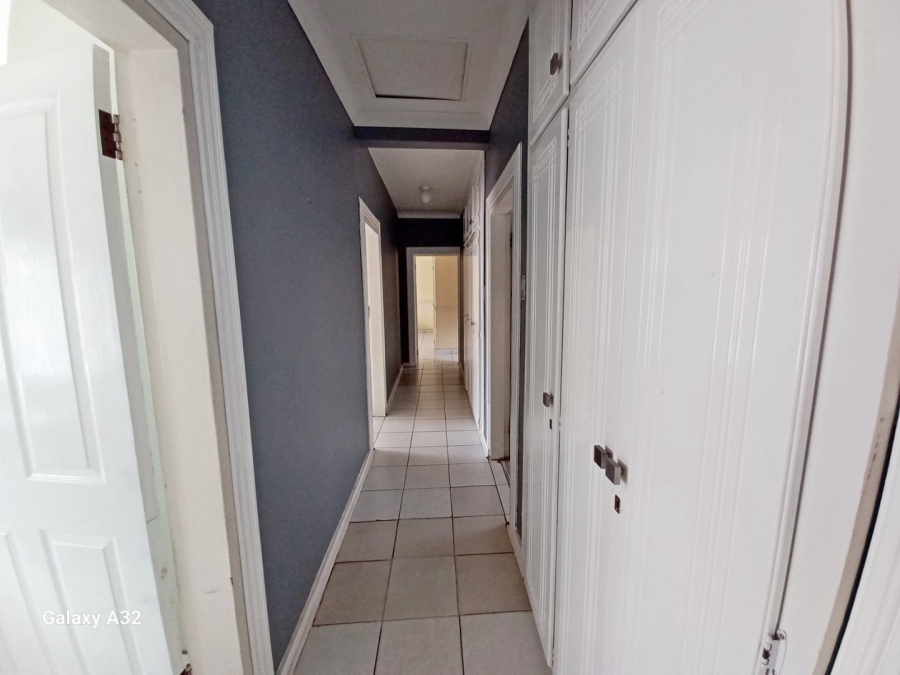 3 Bedroom Property for Sale in Olifantsfontein Gauteng