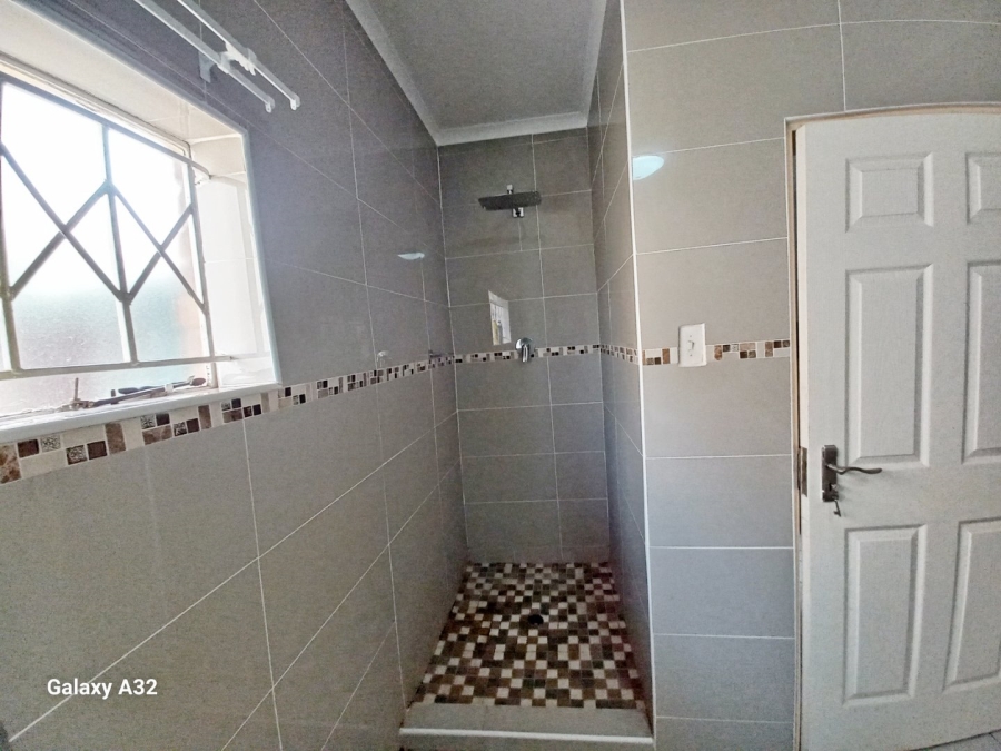 3 Bedroom Property for Sale in Olifantsfontein Gauteng