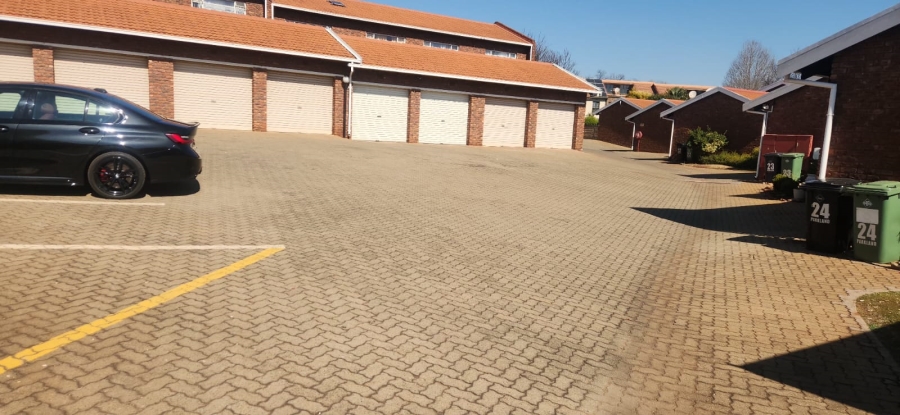 3 Bedroom Property for Sale in Hennopspark Gauteng