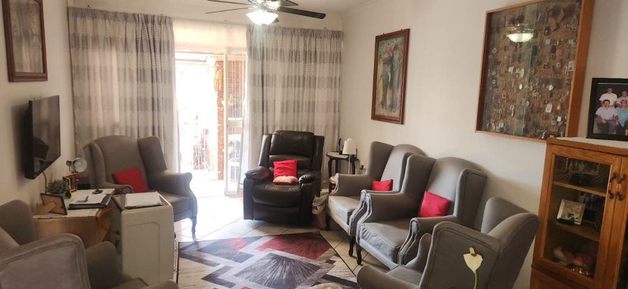 3 Bedroom Property for Sale in Hennopspark Gauteng