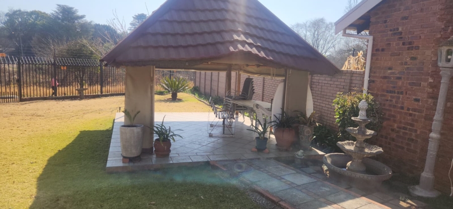 3 Bedroom Property for Sale in Hennopspark Gauteng