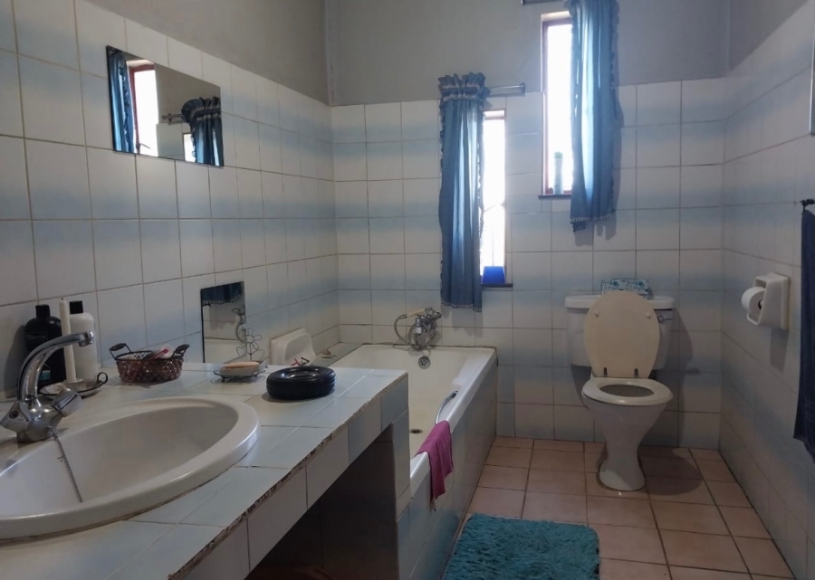 Commercial Property for Sale in Onderstepoort Gauteng
