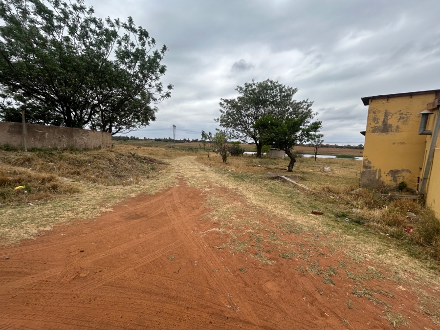 Commercial Property for Sale in Onderstepoort Gauteng