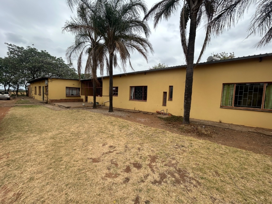 Commercial Property for Sale in Onderstepoort Gauteng