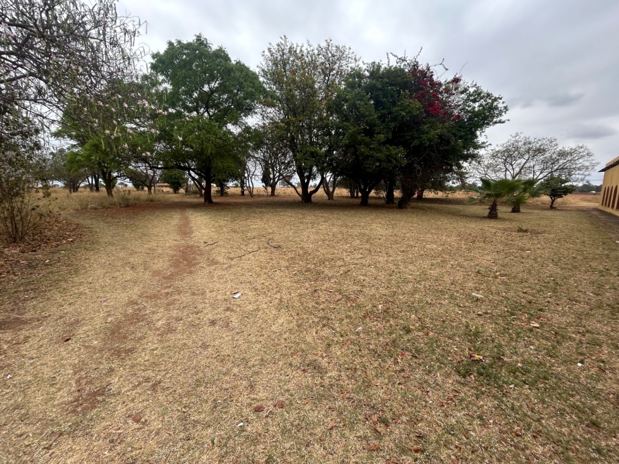 Commercial Property for Sale in Onderstepoort Gauteng