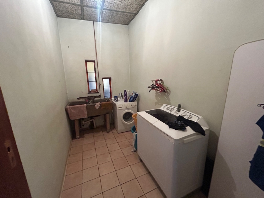 Commercial Property for Sale in Onderstepoort Gauteng