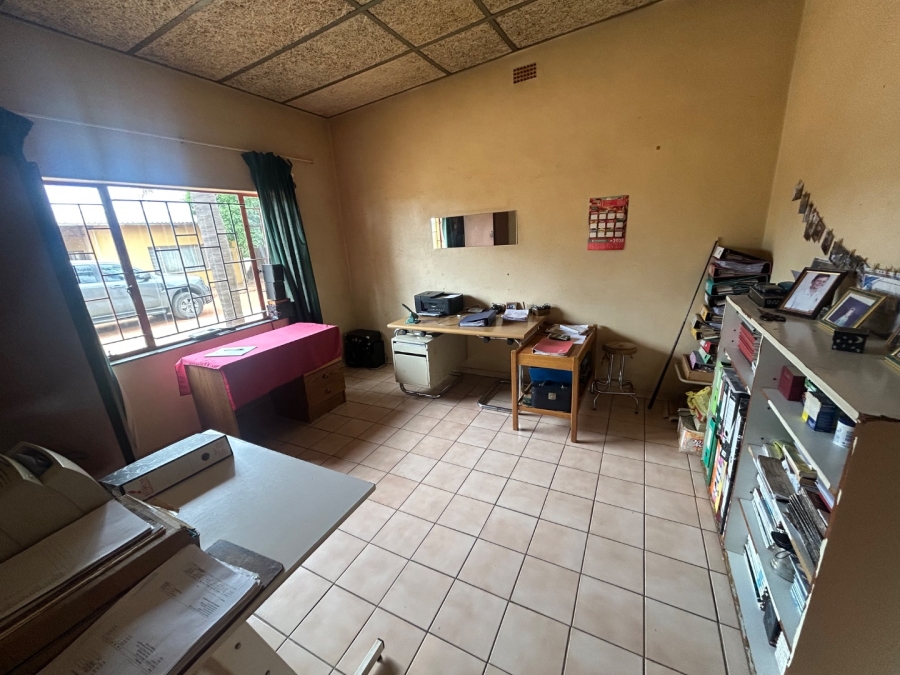 Commercial Property for Sale in Onderstepoort Gauteng