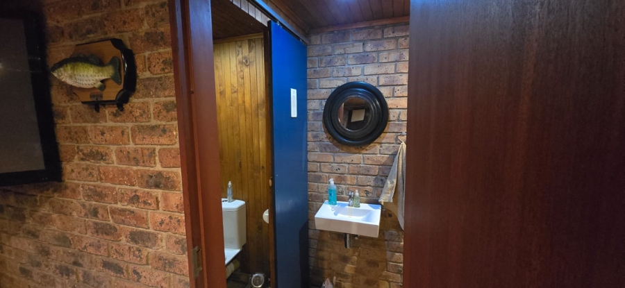 4 Bedroom Property for Sale in Bartlett Gauteng