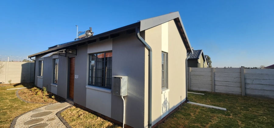 3 Bedroom Property for Sale in Sky City Gauteng