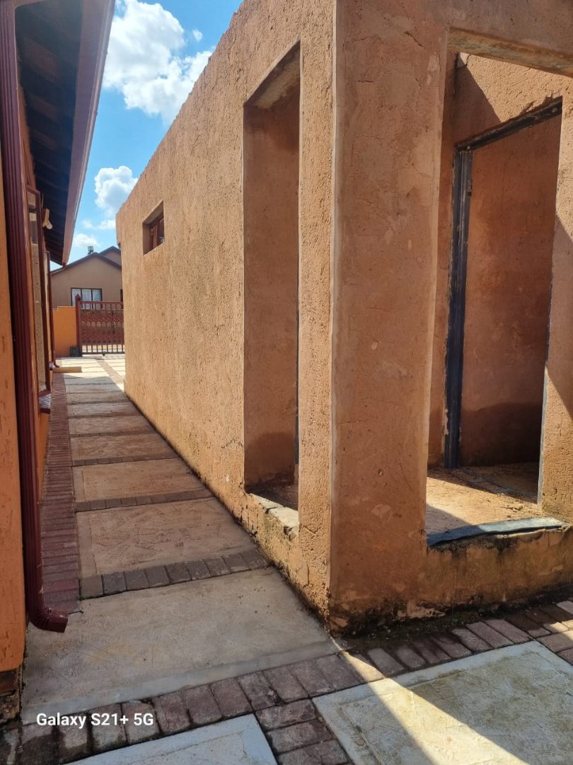 3 Bedroom Property for Sale in Soshanguve AA Gauteng
