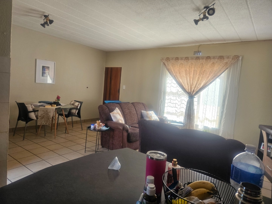 To Let 2 Bedroom Property for Rent in Brentwood Park AH Gauteng