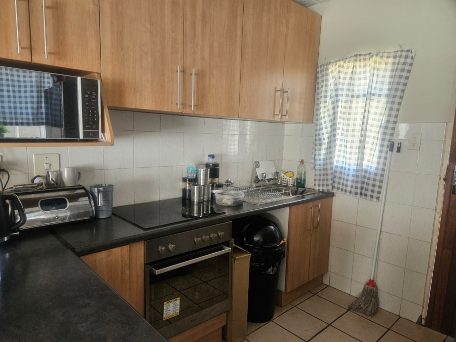To Let 2 Bedroom Property for Rent in Brentwood Park AH Gauteng
