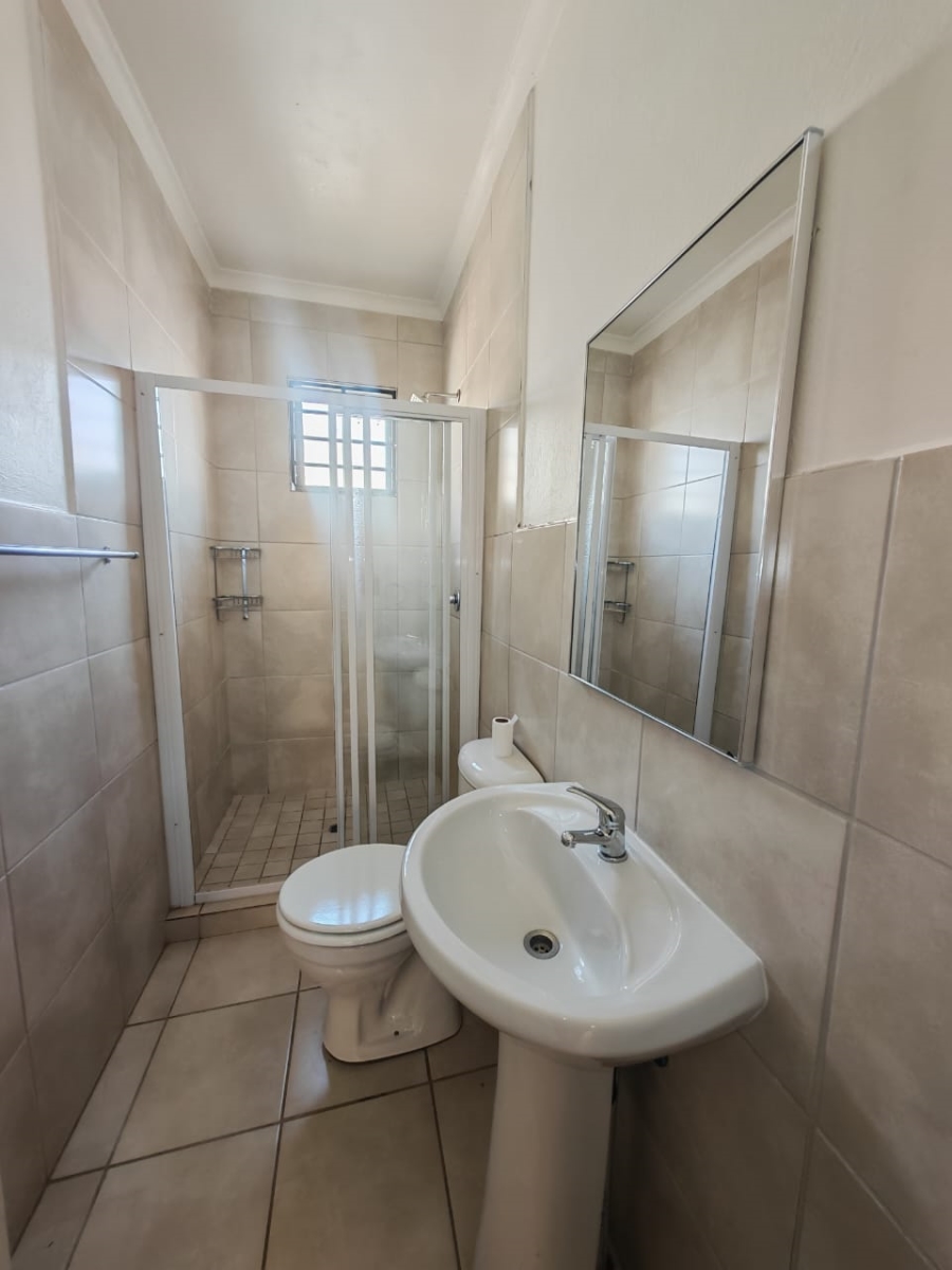 3 Bedroom Property for Sale in Brentwood Park AH Gauteng