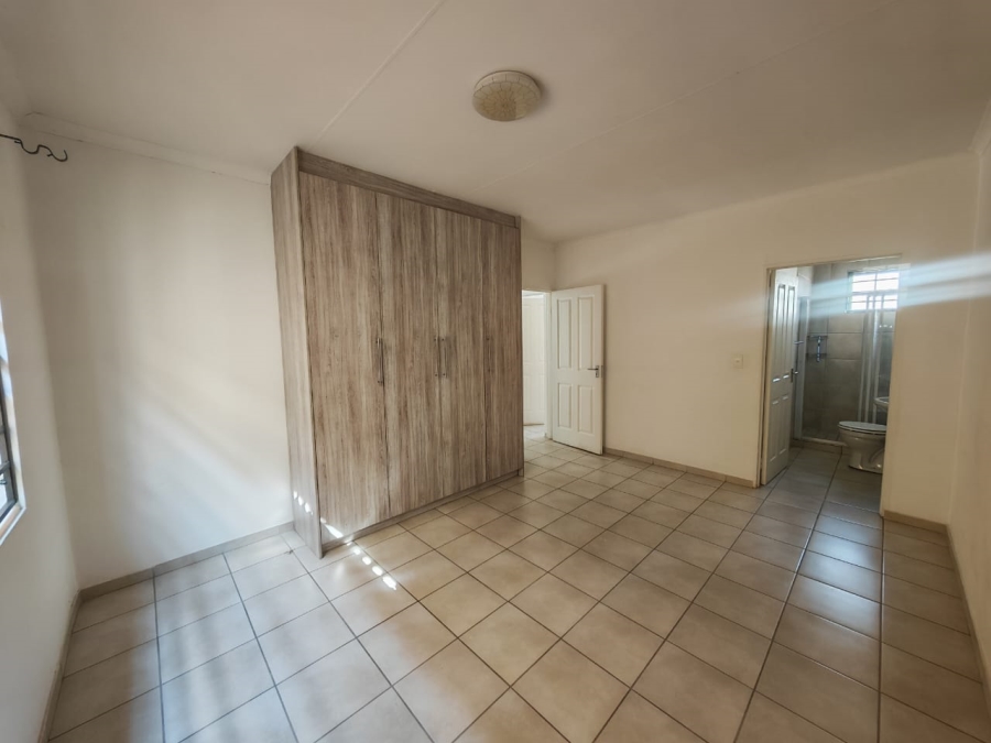3 Bedroom Property for Sale in Brentwood Park AH Gauteng