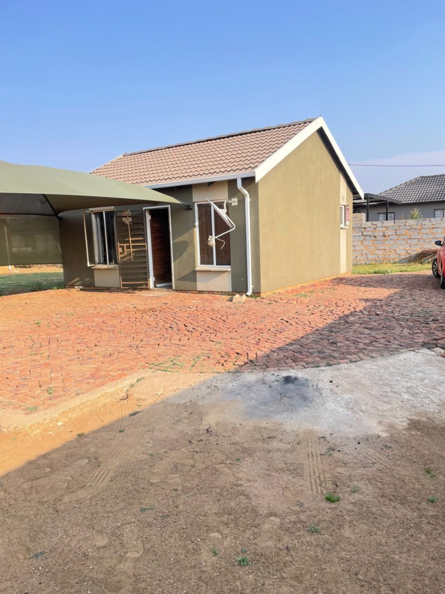 2 Bedroom Property for Sale in Savanna City Gauteng