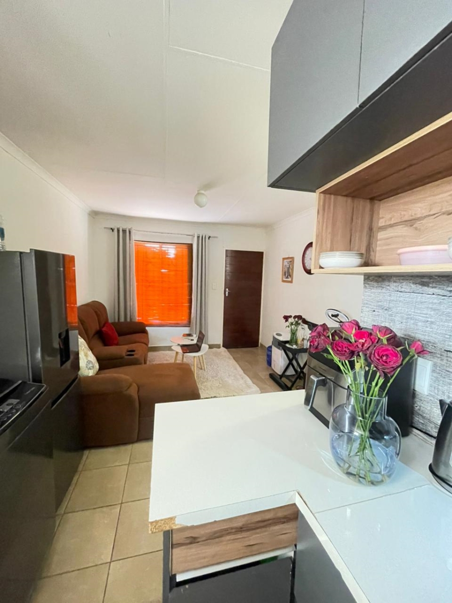 2 Bedroom Property for Sale in Savanna City Gauteng