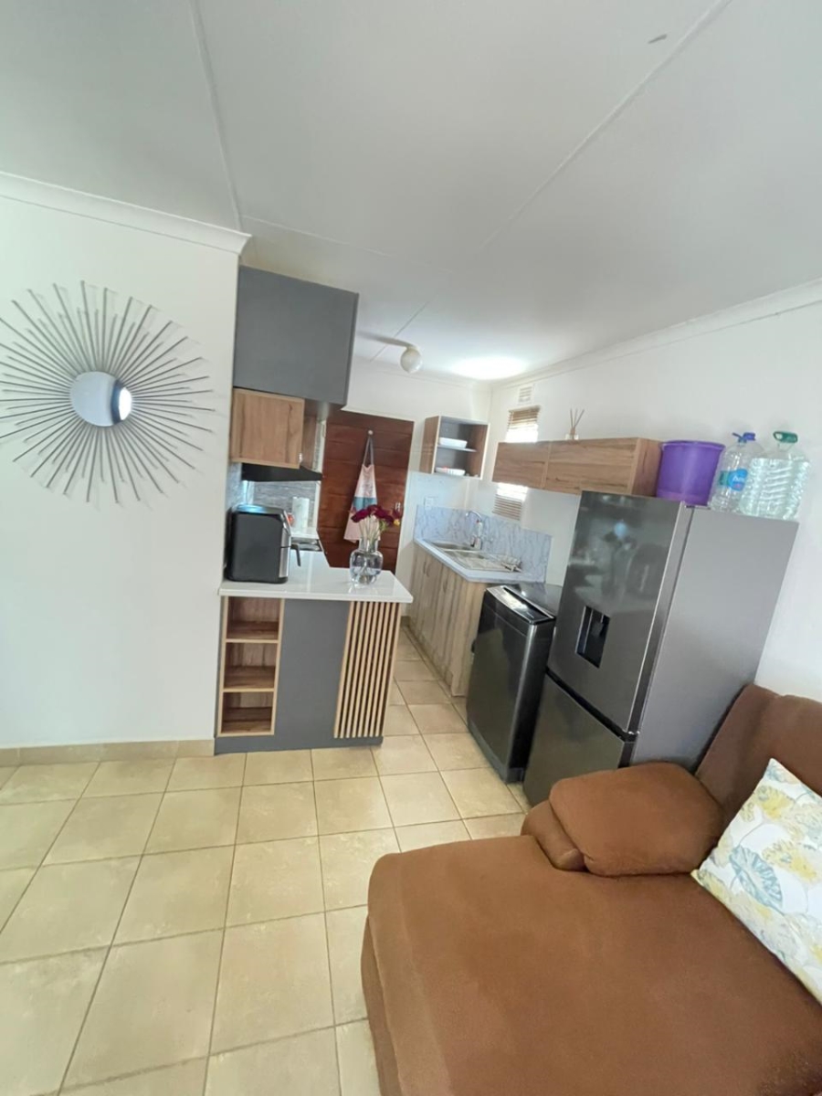 2 Bedroom Property for Sale in Savanna City Gauteng