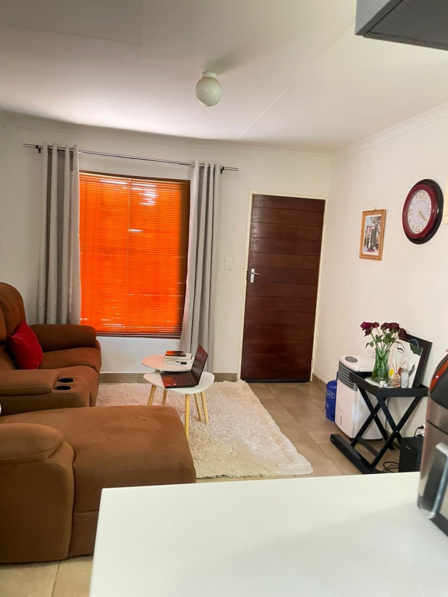 2 Bedroom Property for Sale in Savanna City Gauteng