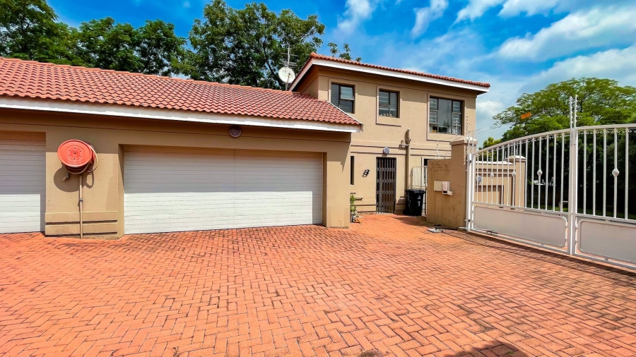 3 Bedroom Property for Sale in Edenvale Central Gauteng