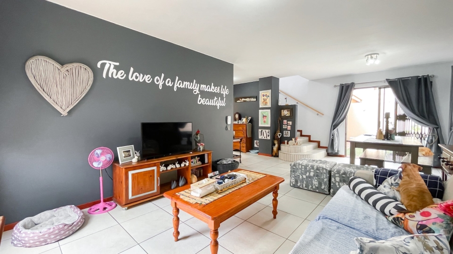 3 Bedroom Property for Sale in Edenvale Central Gauteng