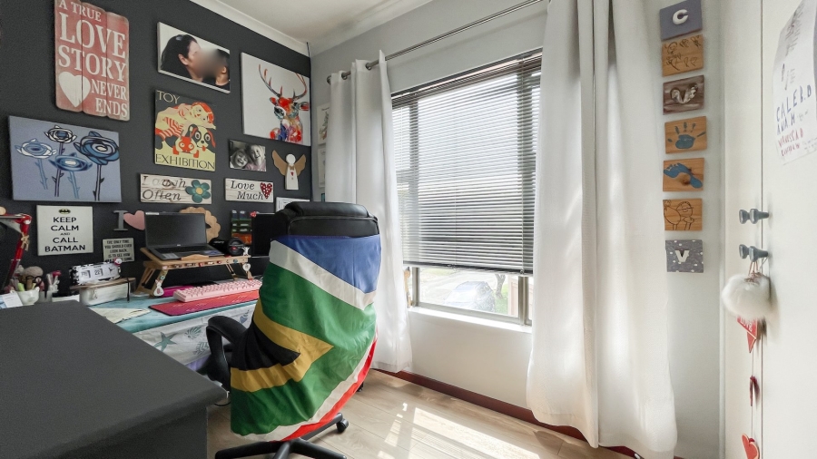3 Bedroom Property for Sale in Edenvale Central Gauteng