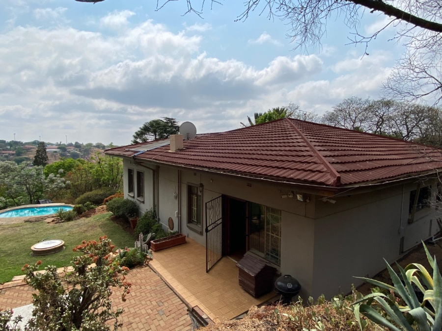 4 Bedroom Property for Sale in Kenmare Gauteng