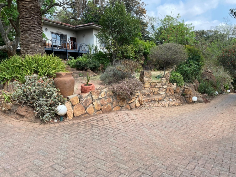 4 Bedroom Property for Sale in Kenmare Gauteng