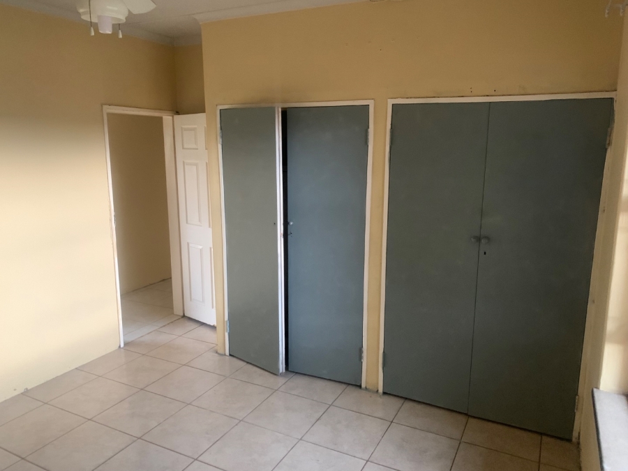 To Let 3 Bedroom Property for Rent in Kibler Park Gauteng