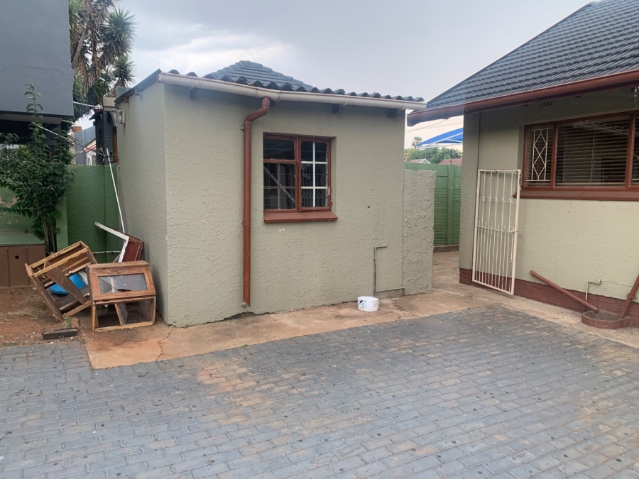 To Let 3 Bedroom Property for Rent in Kibler Park Gauteng