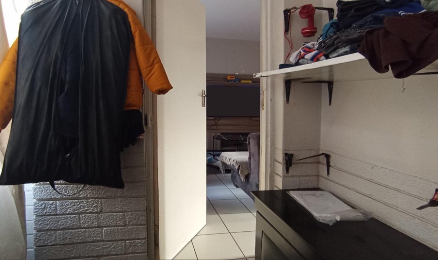 2 Bedroom Property for Sale in Muckleneuk Gauteng