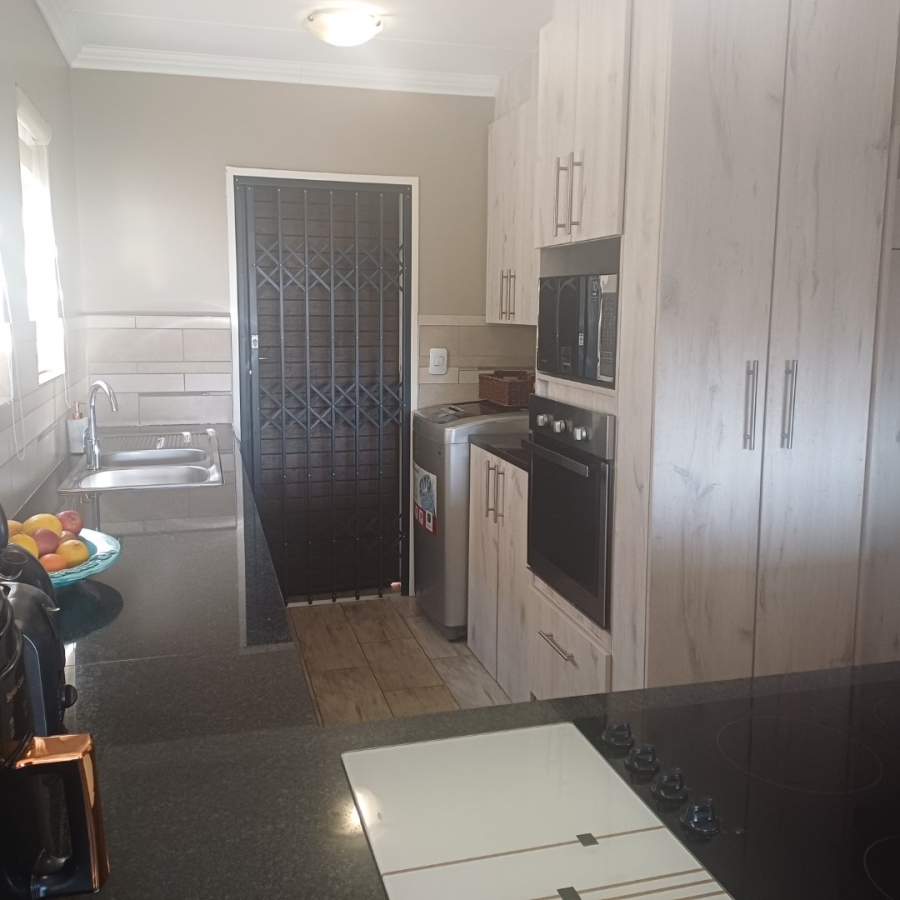 3 Bedroom Property for Sale in Amberfield Gauteng