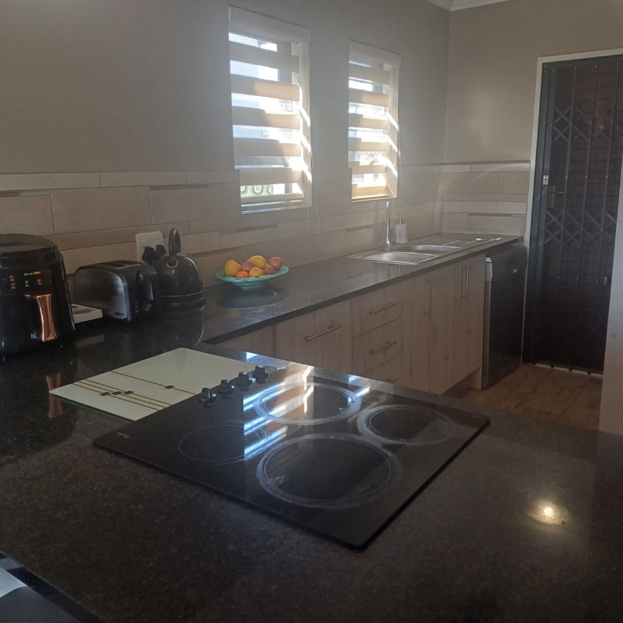 3 Bedroom Property for Sale in Amberfield Gauteng