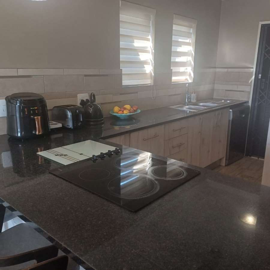 3 Bedroom Property for Sale in Amberfield Gauteng