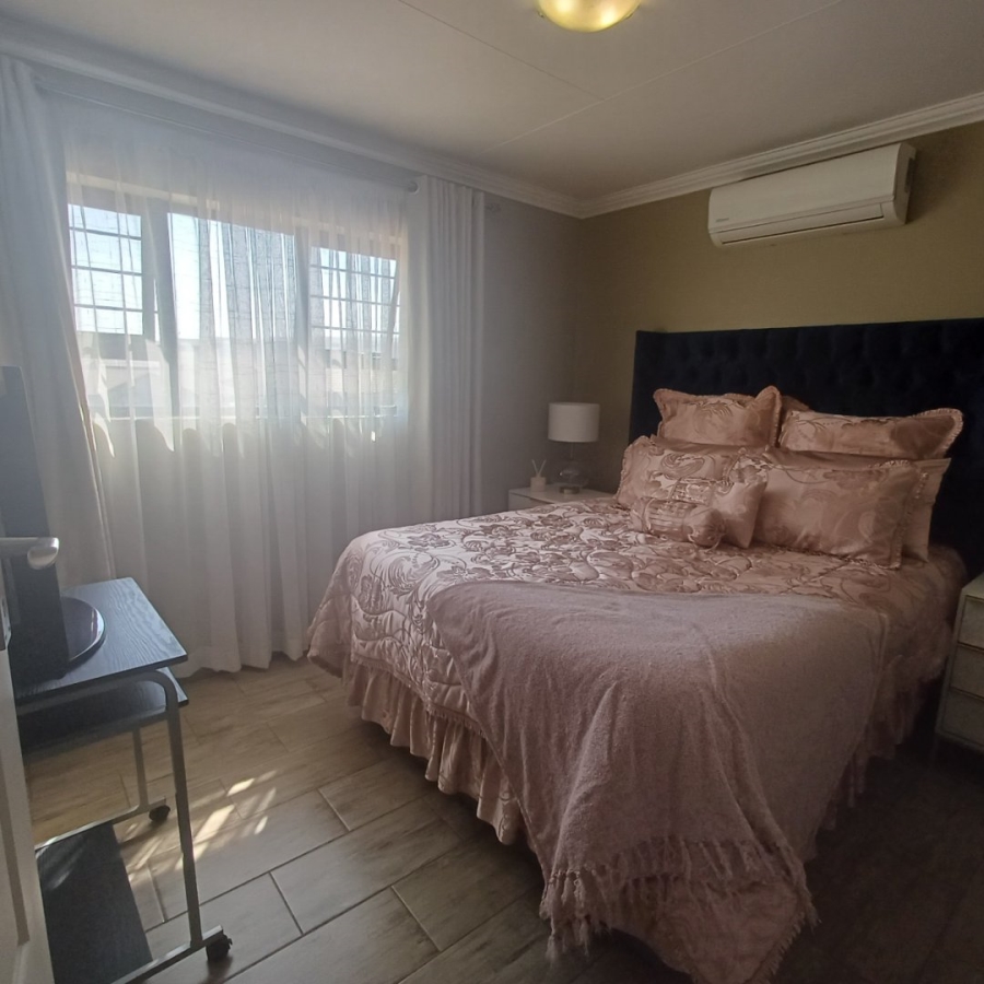 3 Bedroom Property for Sale in Amberfield Gauteng