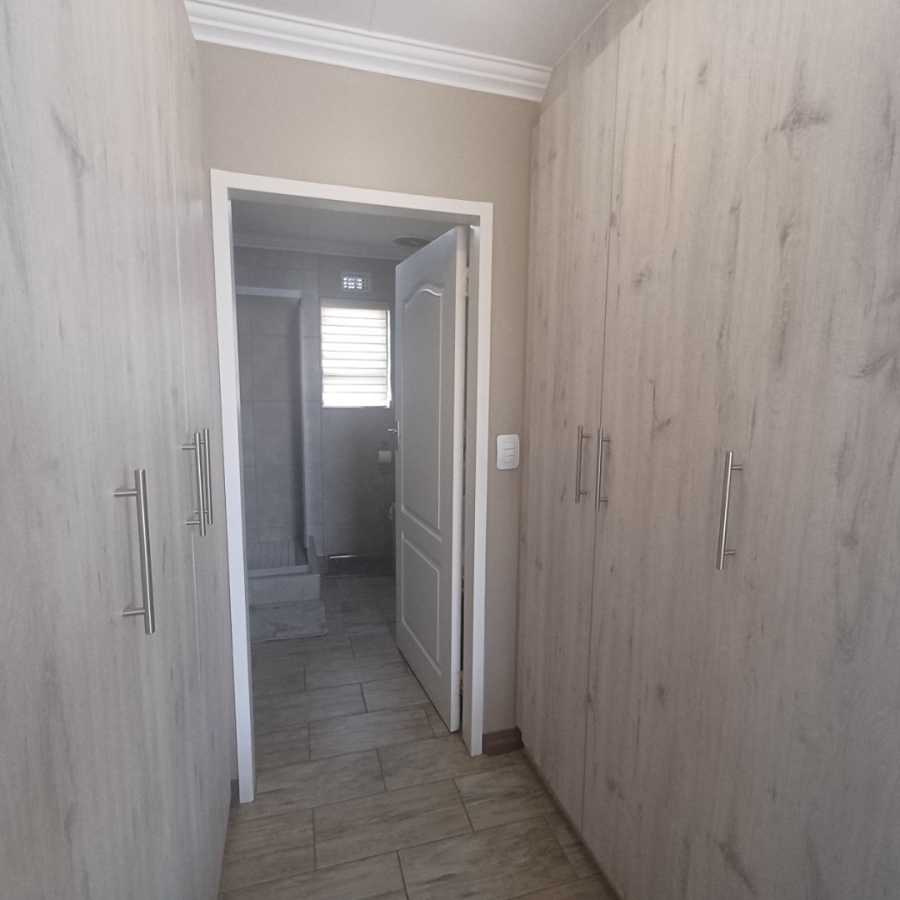 3 Bedroom Property for Sale in Amberfield Gauteng