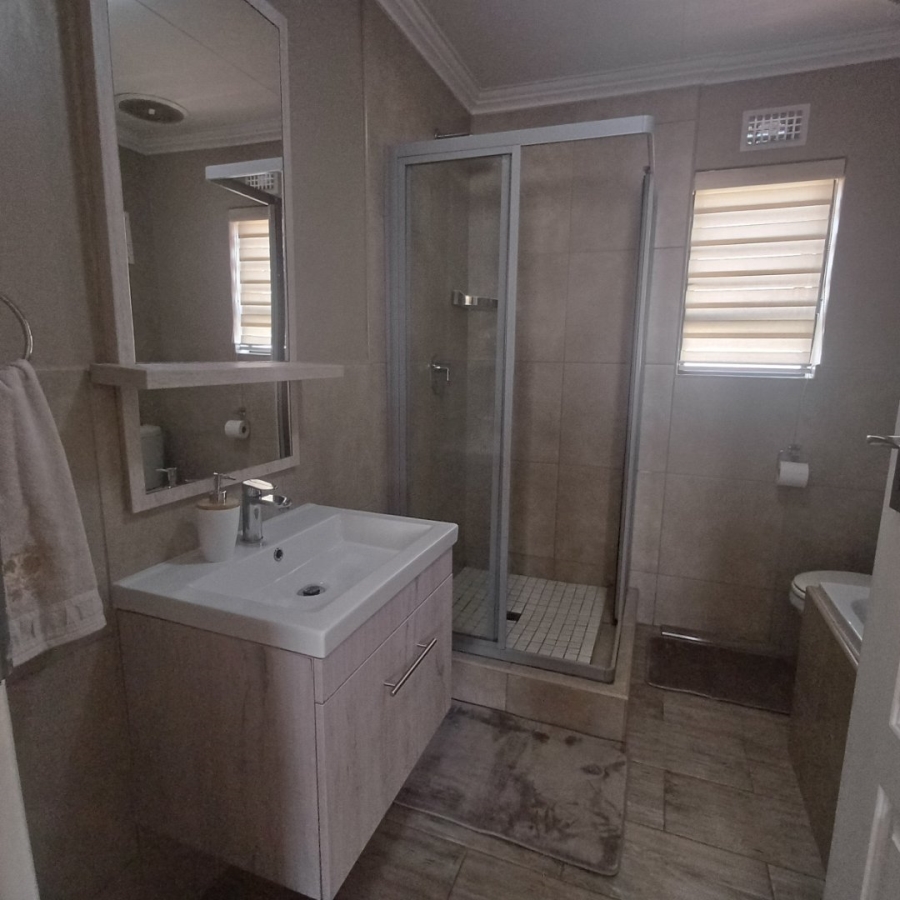 3 Bedroom Property for Sale in Amberfield Gauteng